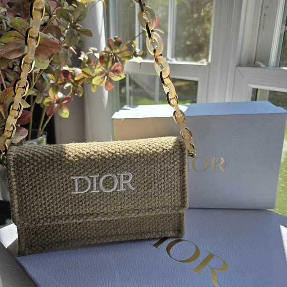 NIB Dior Beauty Beige Woven Raffia Shoulder Bag - Picture 1 of 3